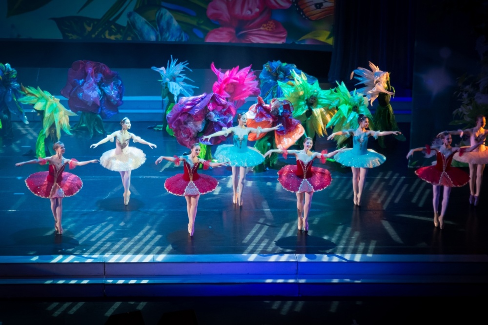 Вальс цветовЦентр искусств Приморского района